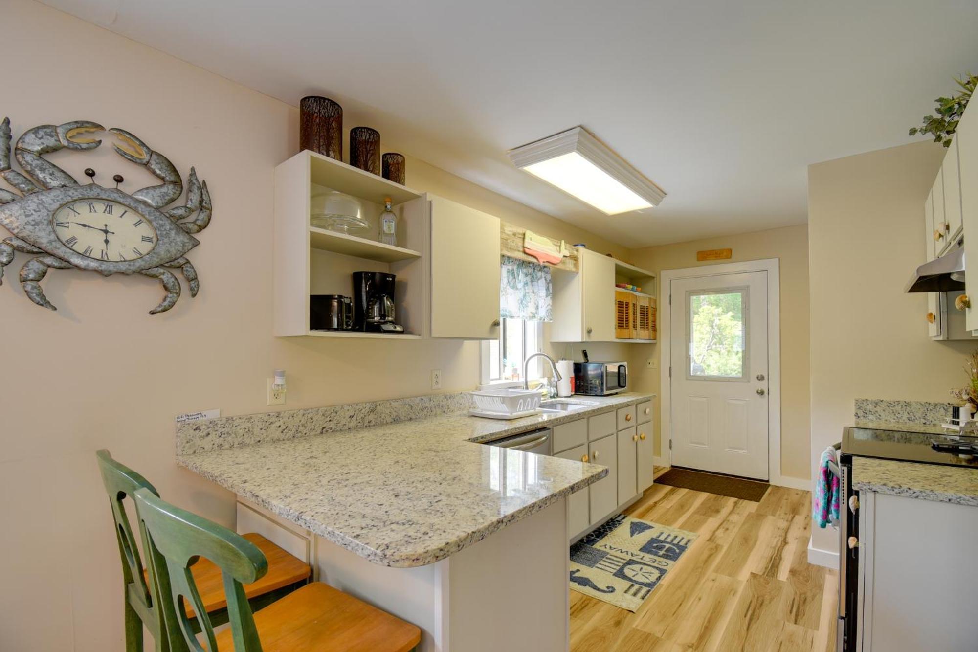 Ocean Isle Apartment With Balcony, 1 Mi To Beach! Ocean Isle Beach Exteriör bild